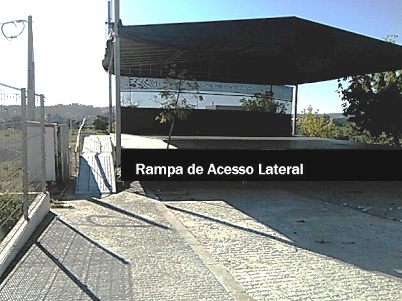 Palco com rampa lateral