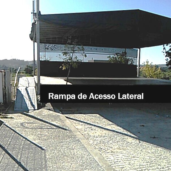 Palco com rampa lateral